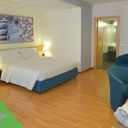 Hotell Vital Flora Comano Terme