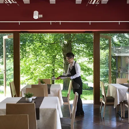 Vital Flora Hotell 4*